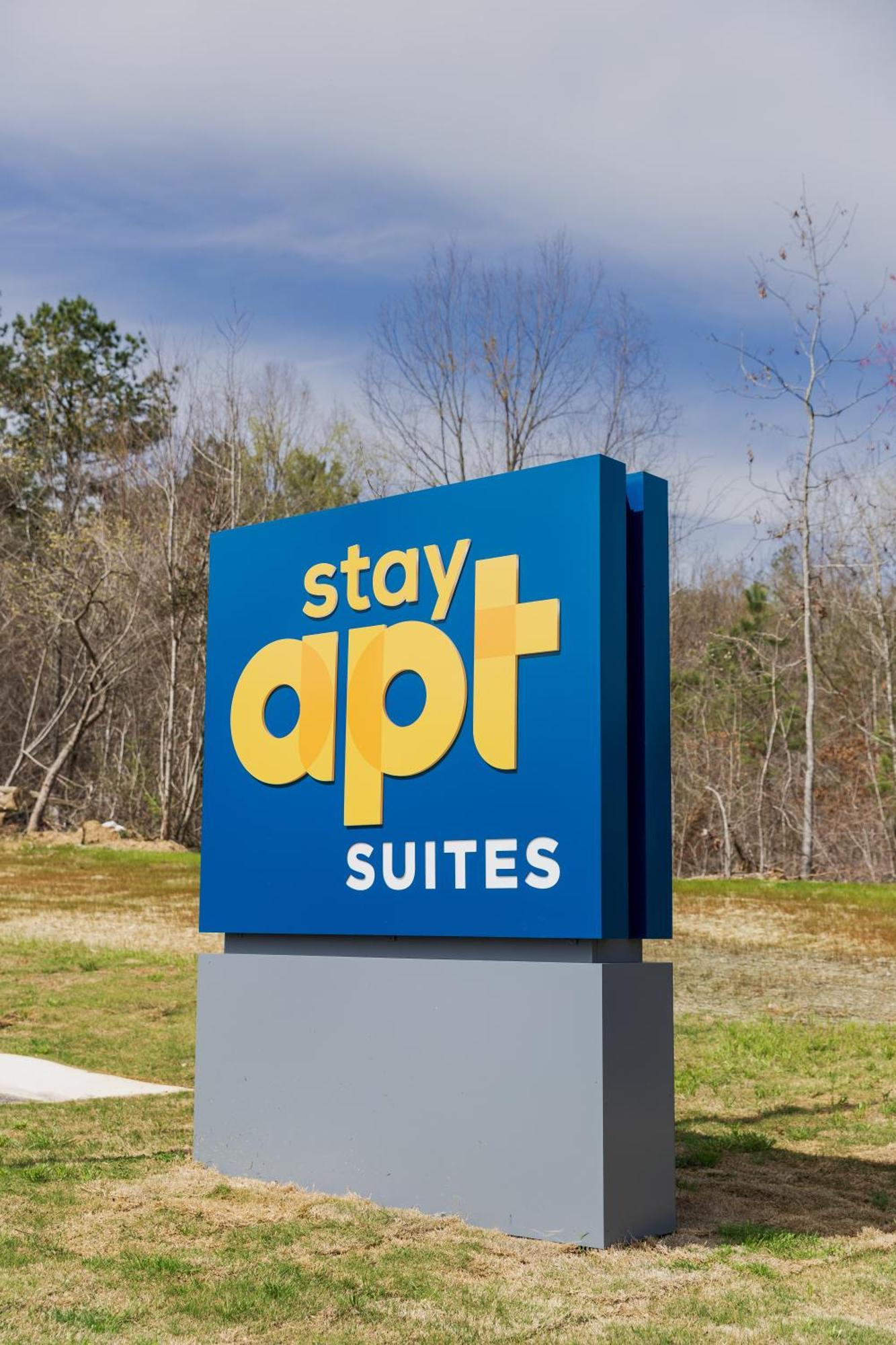 Stayapt Suites Atlanta-Newnan Bagian luar foto